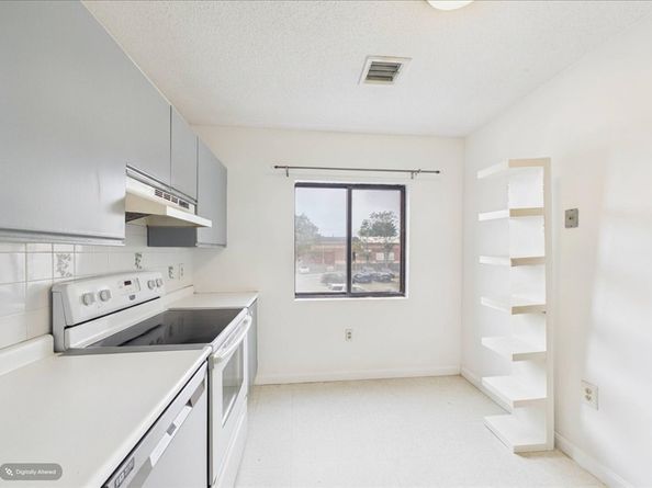 3920 Mystic Valley Pkwy 118, Medford MA 02155