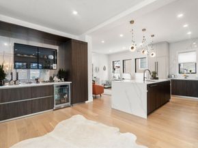 116 Thorndike St 1A, Brookline MA 02446