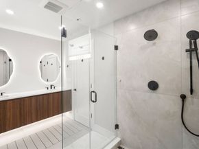 116 Thorndike St 1A, Brookline MA 02446