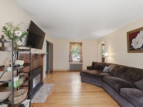 1 Valley View Rd, Wayland MA 01778