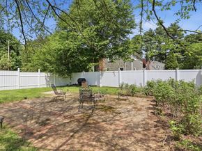 1 Valley View Rd, Wayland MA 01778