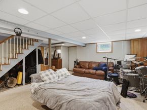 1 Valley View Rd, Wayland MA 01778