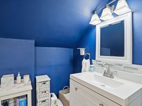 80 Kensington Rd, Weymouth MA 02188