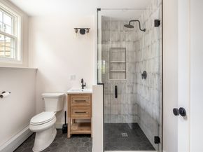 10 Knollwood Dr, Mattapoisett MA 02739