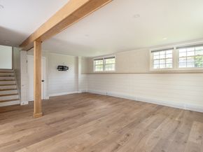 10 Knollwood Dr, Mattapoisett MA 02739