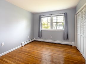 10 Knollwood Dr, Mattapoisett MA 02739