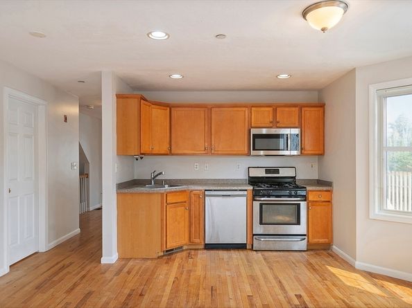 17 Business Ter 17, Boston MA 02136
