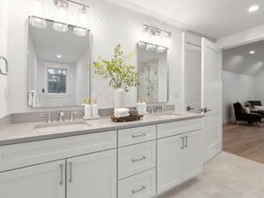 6 Golf Cottage Way, Mattapoisett MA 02739