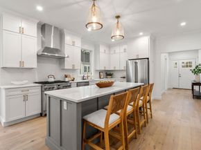 6 Golf Cottage Way, Mattapoisett MA 02739