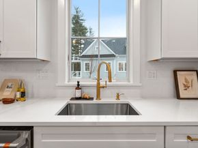 6 Golf Cottage Way, Mattapoisett MA 02739