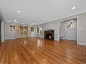 24 Jackson Park, Gardner MA 01440