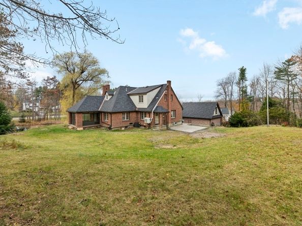 24 Jackson Park, Gardner MA 01440