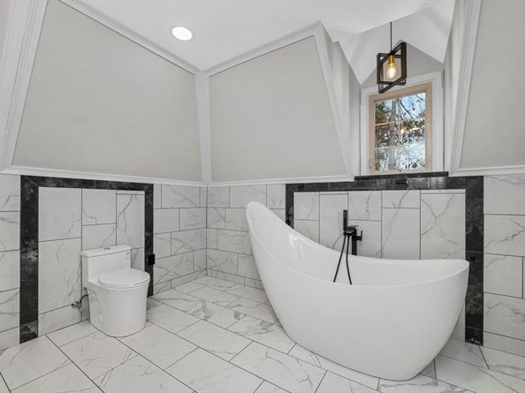 24 Jackson Park, Gardner MA 01440