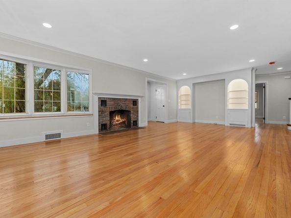 24 Jackson Park, Gardner MA 01440