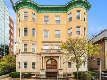 863 Massachusetts Ave
