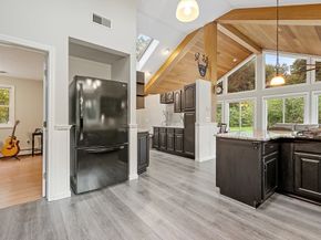 82 Central Tpke, Sutton MA 01590