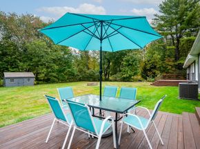 82 Central Tpke, Sutton MA 01590