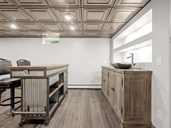 82 Central Tpke, Sutton MA 01590