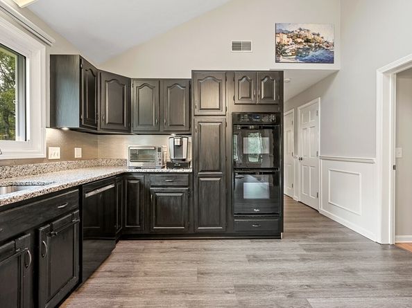 82 Central Tpke, Sutton MA 01590