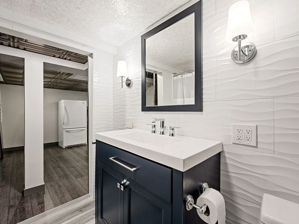 82 Central Tpke, Sutton MA 01590