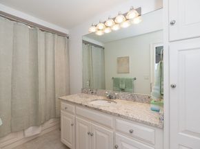 7 Hawthorne Lane, Gloucester MA 01930