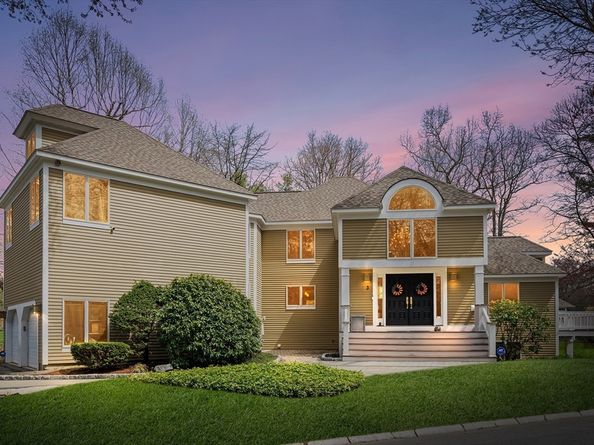 3 Choate Lane, Ipswich MA 01938