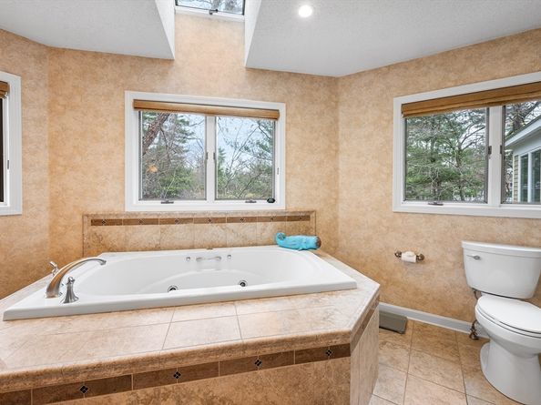 3 Choate Lane, Ipswich MA 01938