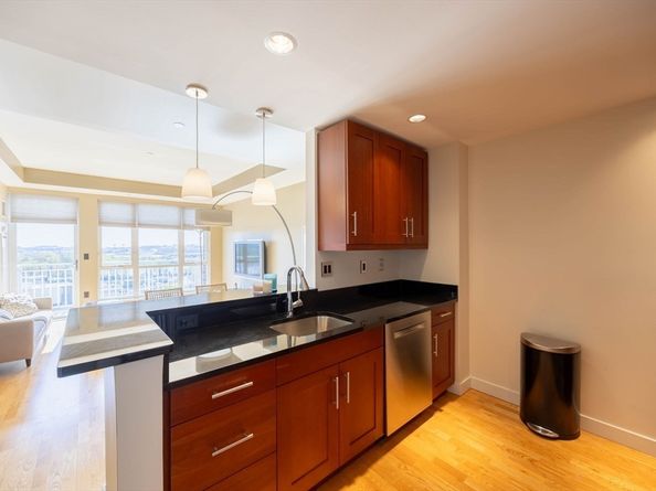 100 Station Landing 1110, Medford MA 02155