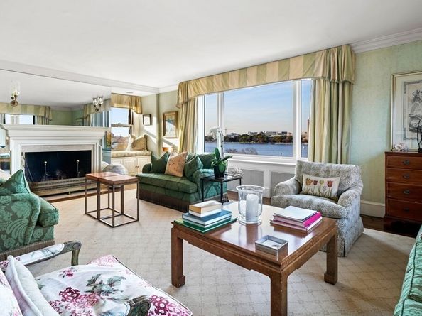 282 Beacon Street 6, Boston MA 02116