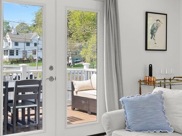 4 Agawam Avenue, Ipswich MA 01938