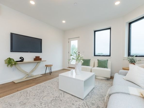 80 Broadway PH, Arlington MA 02474