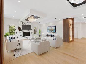 58 Chestnut St, Lynnfield MA 01940