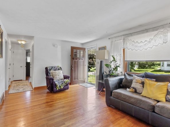 5 Oakwood Avenue, Randolph MA 02368
