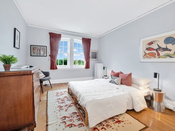 985 Memorial Drive 603, Cambridge MA 02138