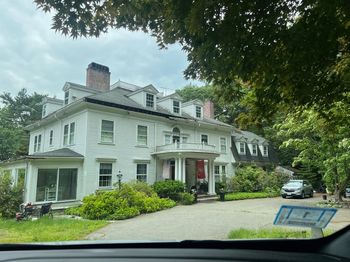 30 Green Lodge St