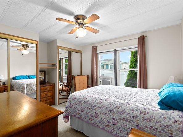 28 Dots Lane, Wareham MA 02558