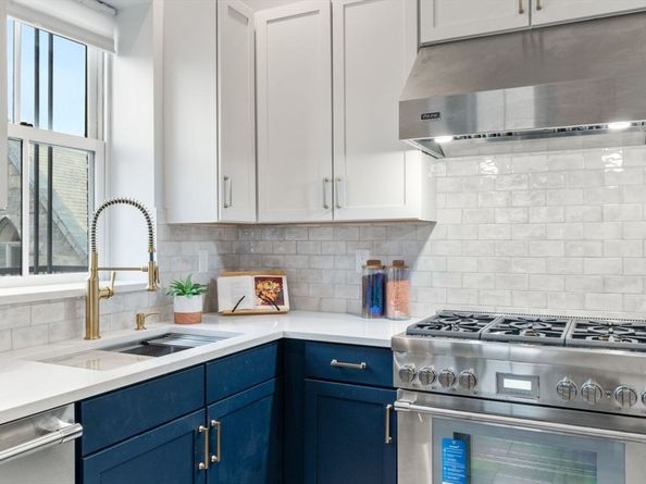 55 W Broadway 8, Boston MA 02127