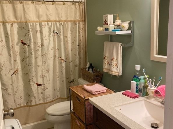 2 Summit Dr. 18, Reading MA 01867