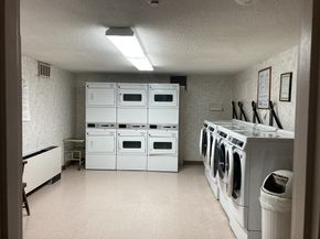 2 Summit Dr. 18, Reading MA 01867