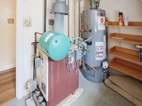 117 Pierce St, Malden MA 02148