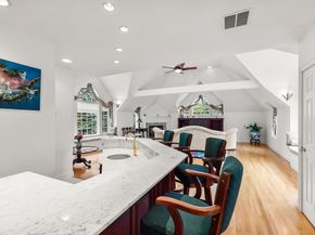 8 Stratford Way, Lincoln MA 01773