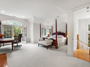 8 Stratford Way, Lincoln MA 01773