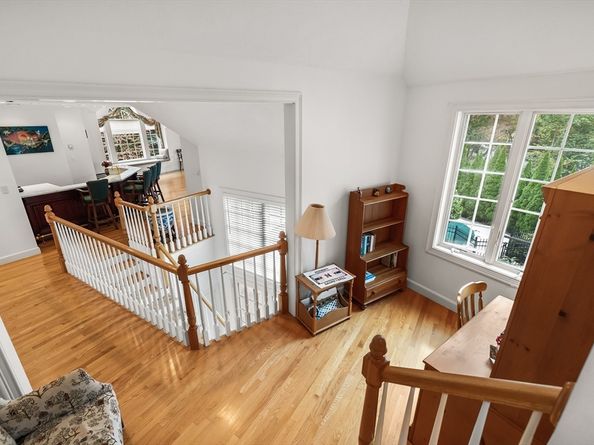 8 Stratford Way, Lincoln MA 01773