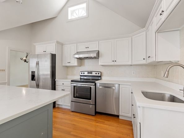 23 Centre Ave, Belmont MA 02478