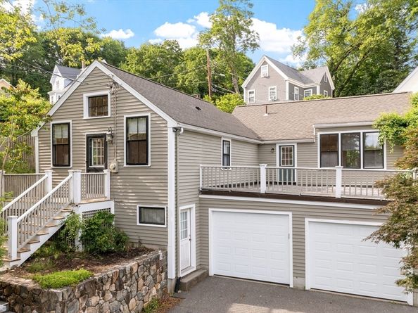 23 Centre Ave, Belmont MA 02478