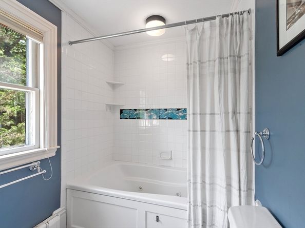 23 Centre Ave, Belmont MA 02478