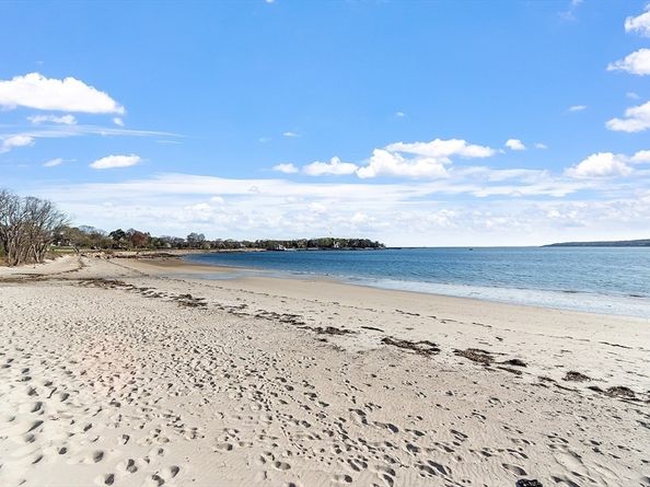 3 Toronto Ave, Gloucester MA 01930