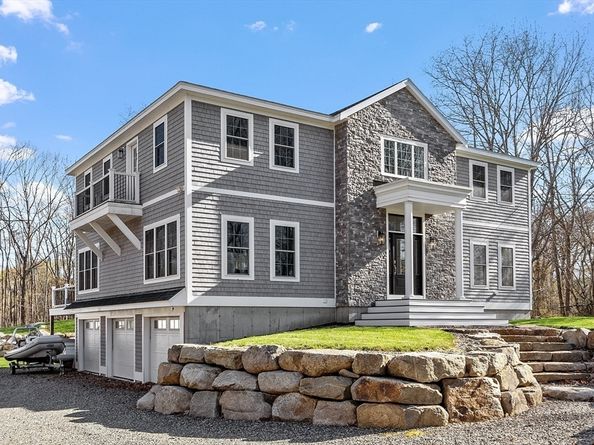 3 Toronto Ave, Gloucester MA 01930
