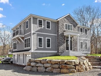 3 Toronto Ave