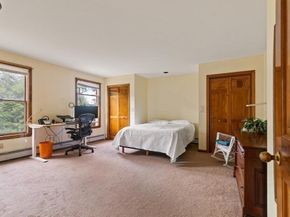 90 Southern Ave 90, Essex MA 01929